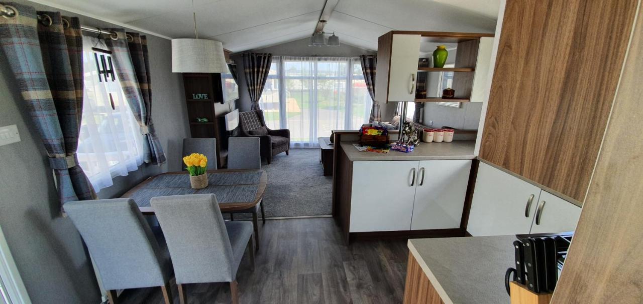 RJ Luxury Caravan Hire With Hot Tub Tattershall Buitenkant foto