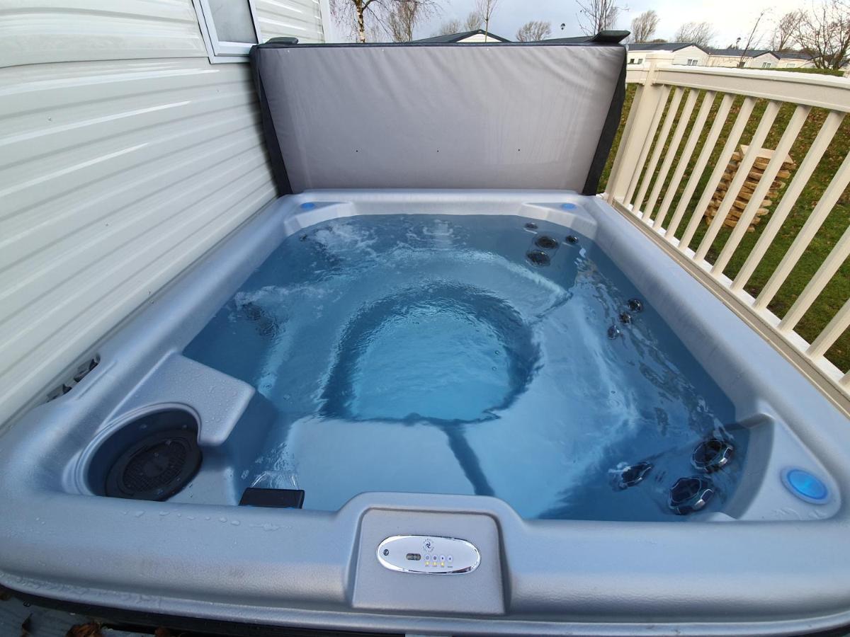 RJ Luxury Caravan Hire With Hot Tub Tattershall Buitenkant foto