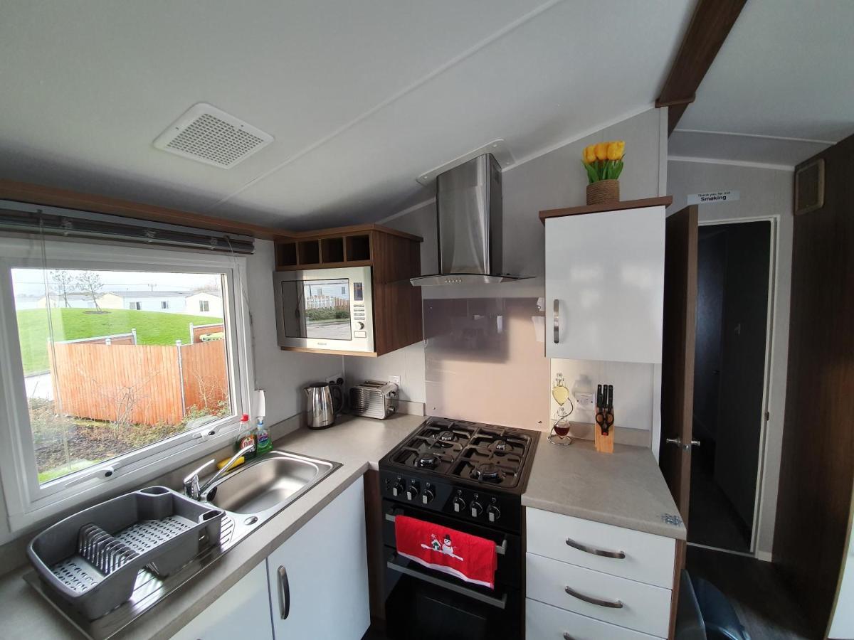 RJ Luxury Caravan Hire With Hot Tub Tattershall Buitenkant foto