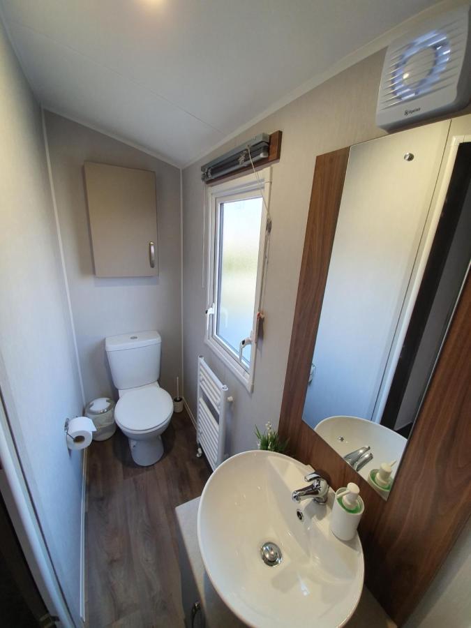 RJ Luxury Caravan Hire With Hot Tub Tattershall Buitenkant foto